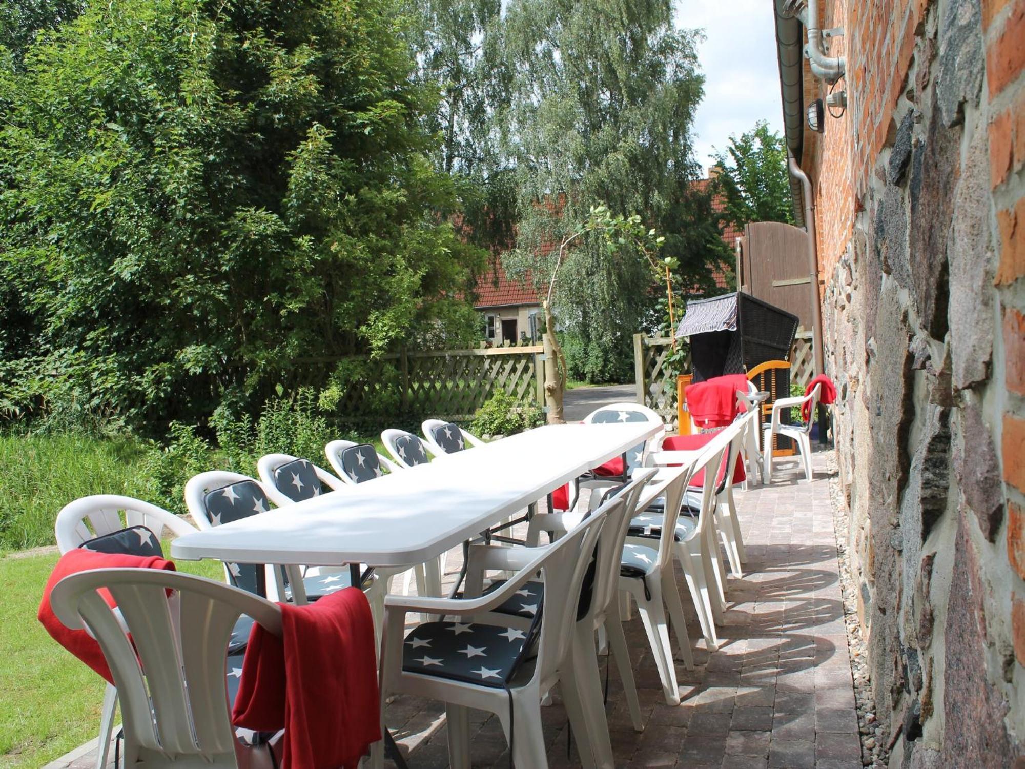 Vila Mansion In Gressow With Terrace Garden Bbq Pond Bicycles Exteriér fotografie