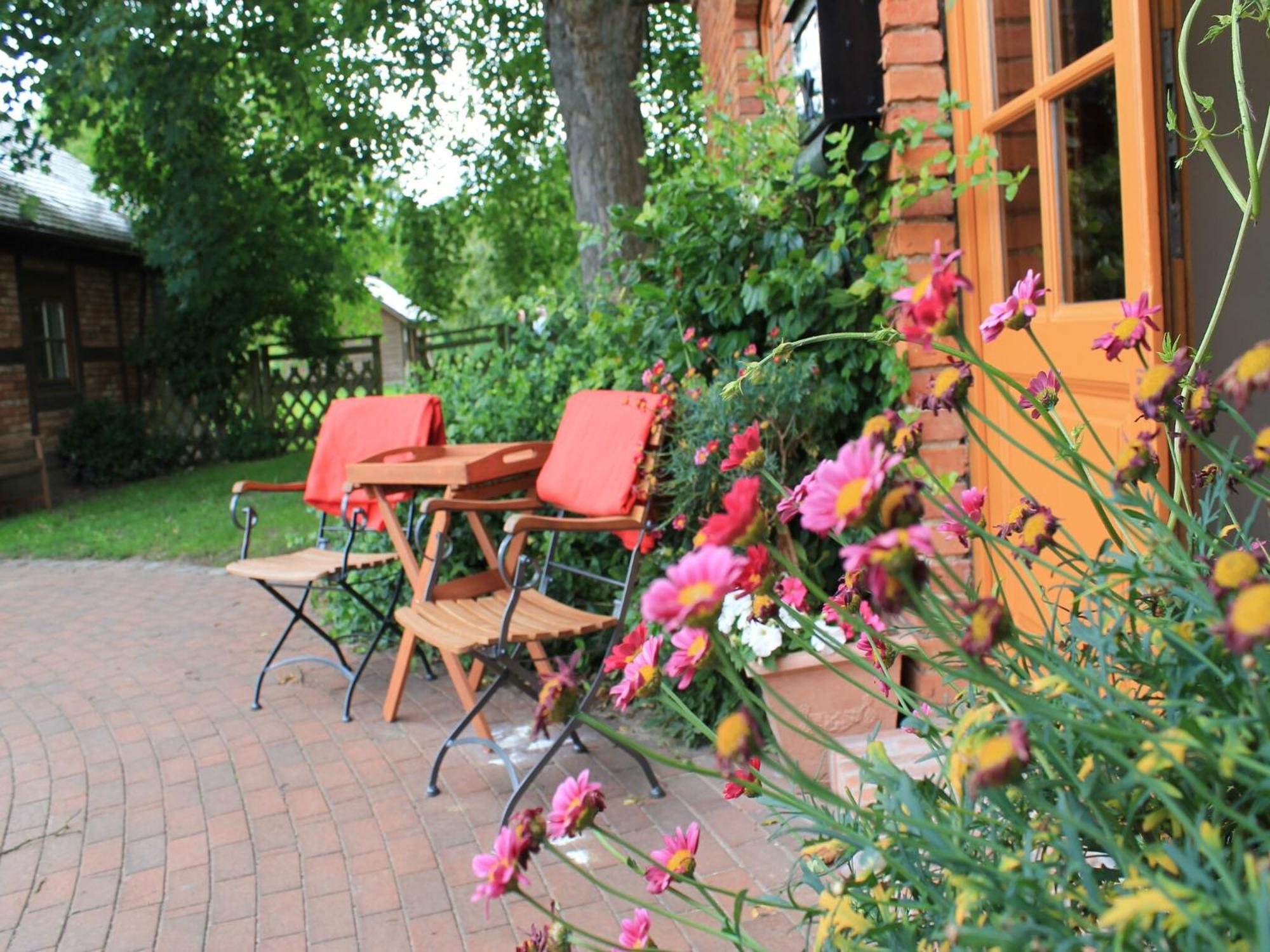 Vila Mansion In Gressow With Terrace Garden Bbq Pond Bicycles Exteriér fotografie